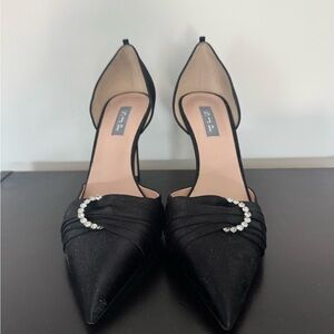 SJP by Sarah Jessica Parker Black Heels w/ Pointed Toe&rhinestone new neverworn
